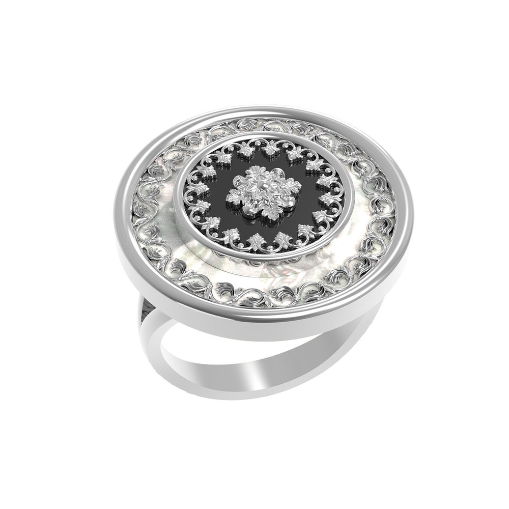 Кольцо из белого золота c ониксом и перламутром