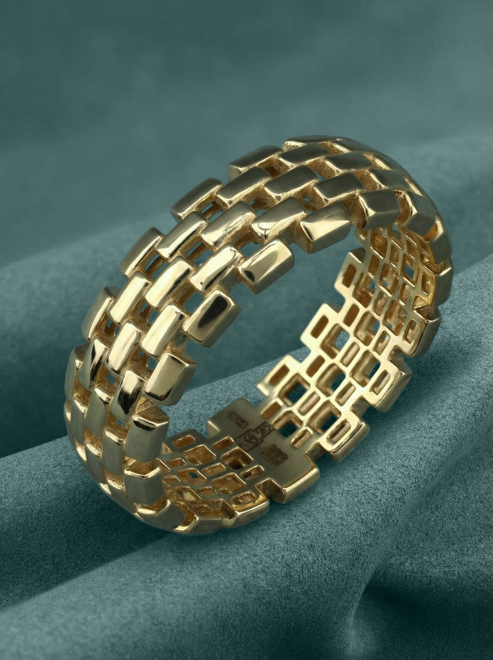 Кольцо из лимонного золота