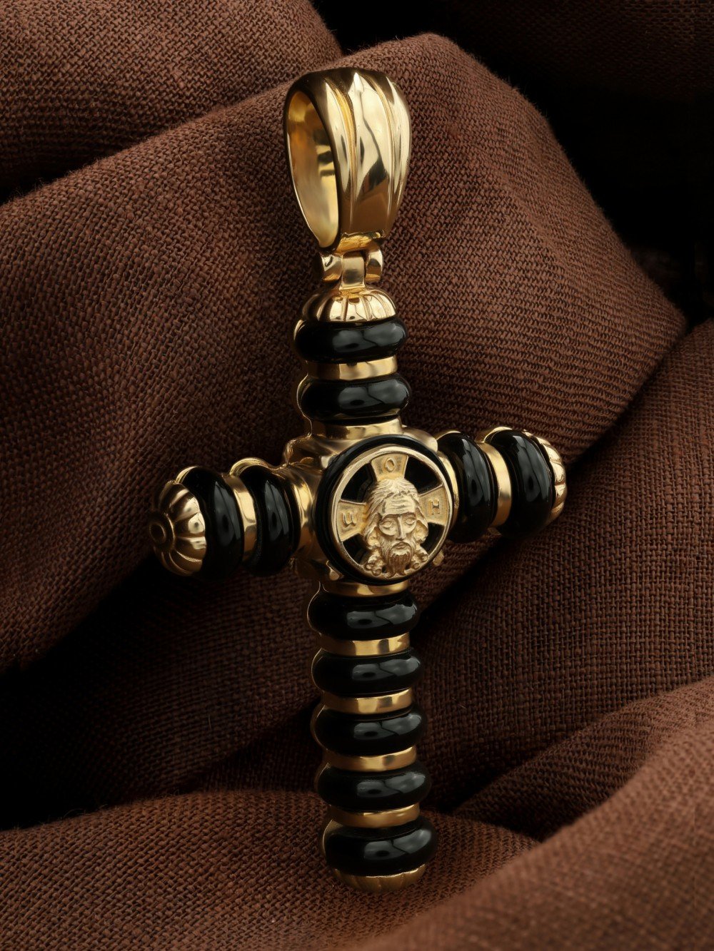 Крест из лимонного золота c ониксом