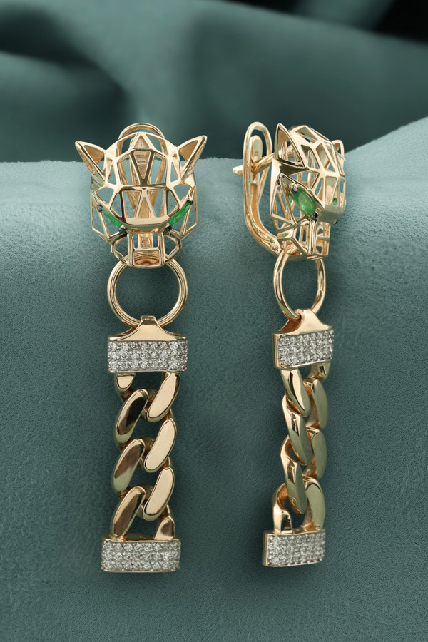 Серьги из золота c бриллиантами и изумрудом