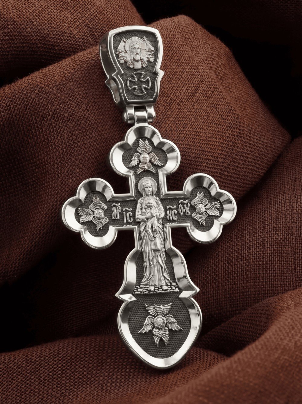 Крест из белого золота