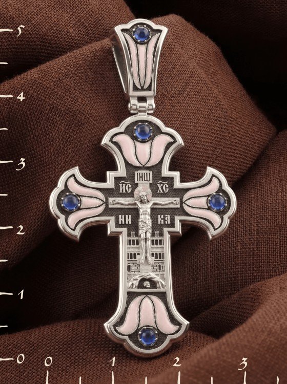 Крест из белого золота c эмалью и сапфиром