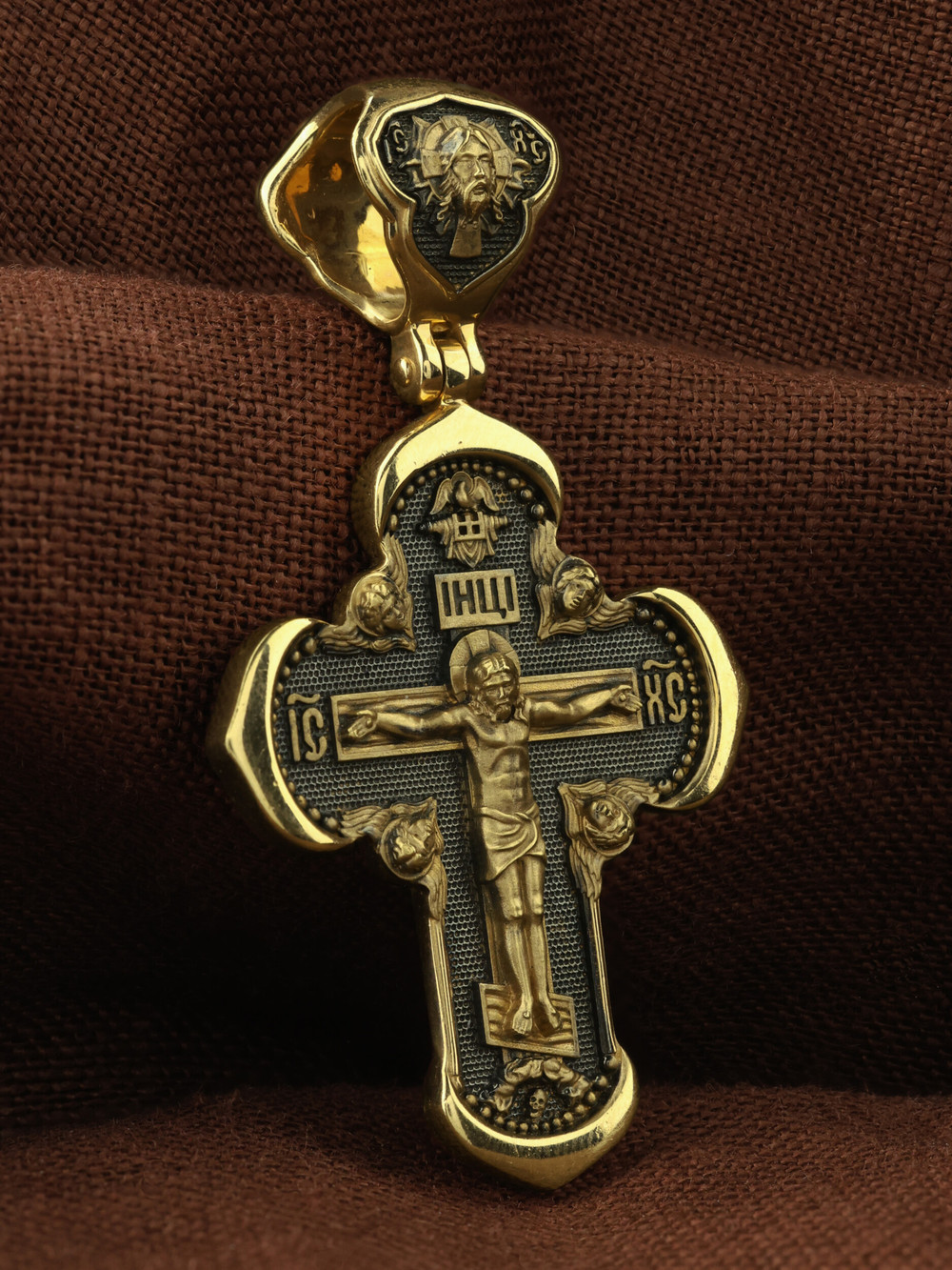 Крест из лимонного золота