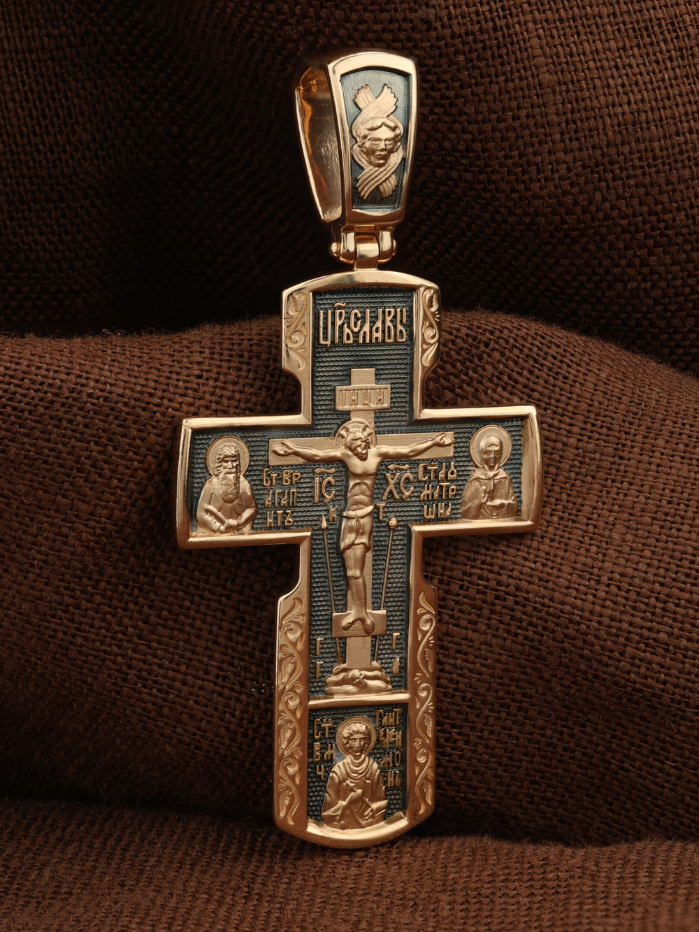 Крест из золота