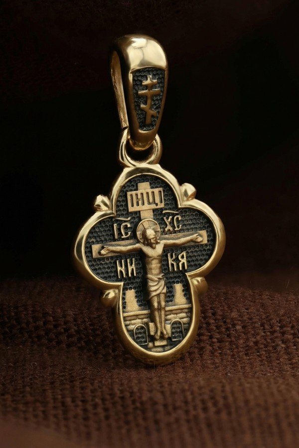 Крест из лимонного золота