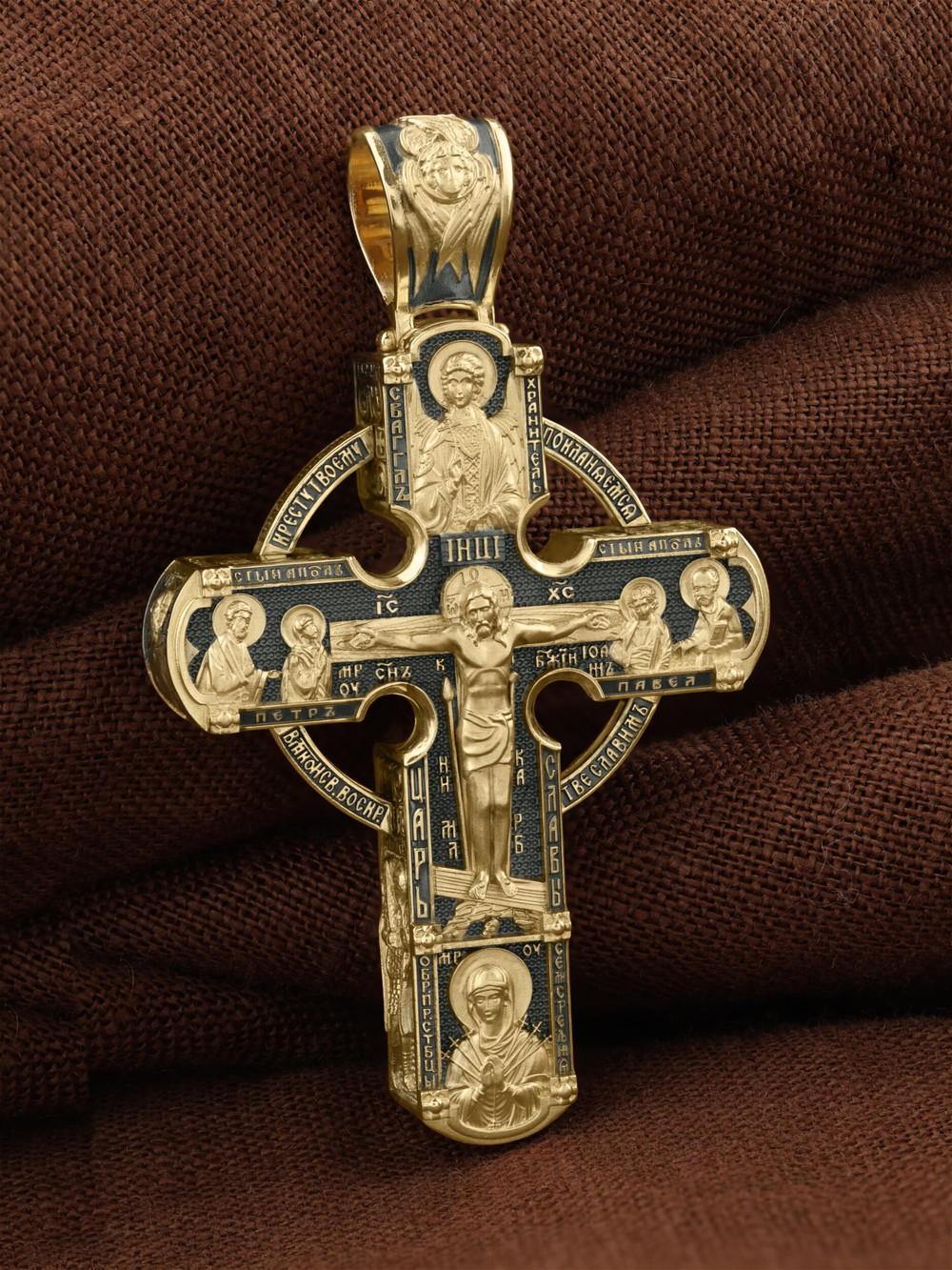 Крест из лимонного золота