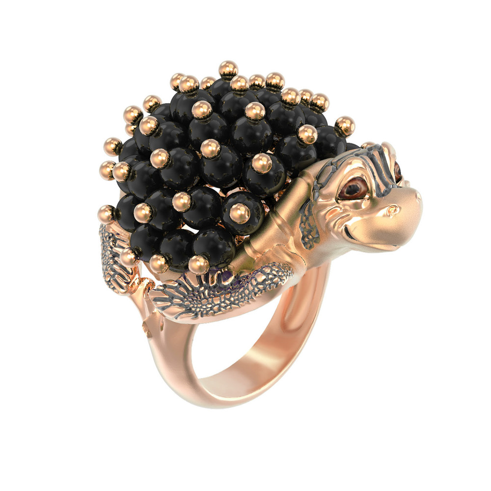 Кольцо из золота c эмалью и ониксом