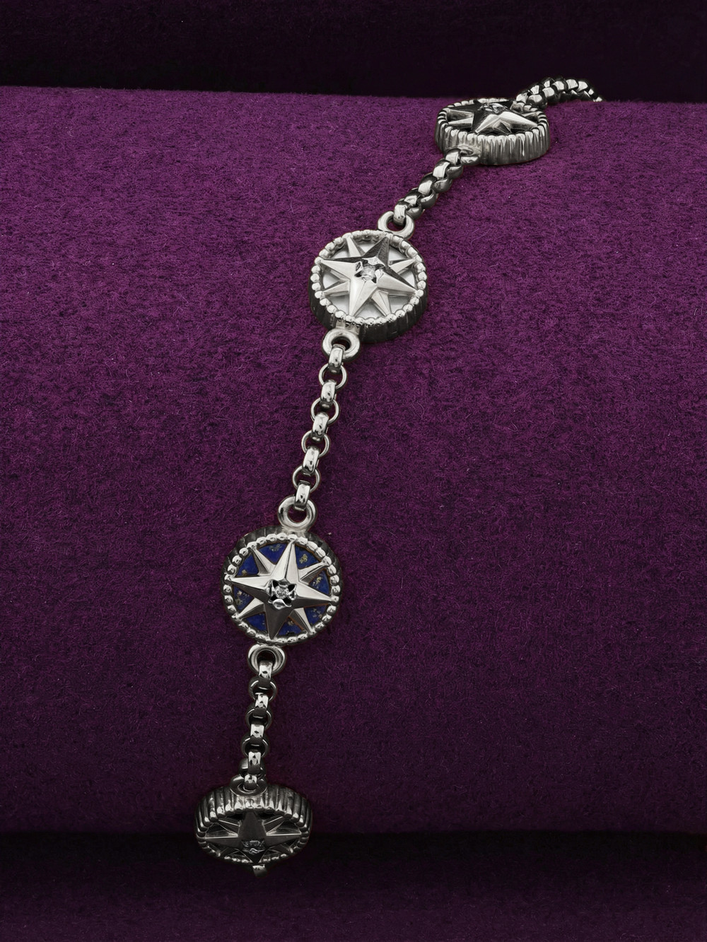 Браслет из белого золота c бриллиантами, лазуритом и перламутром