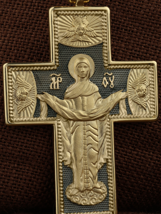 Крест из лимонного золота