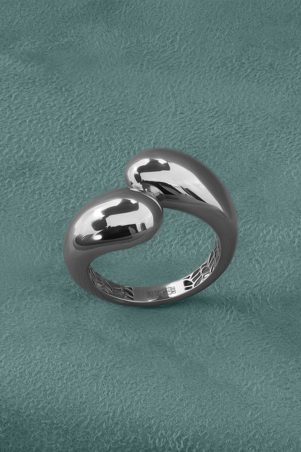 Кольцо из белого золота