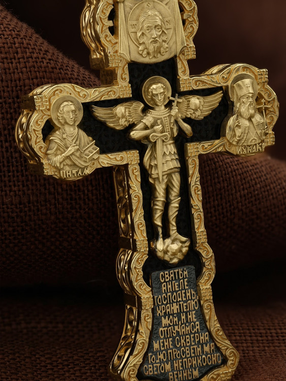 Крест из лимонного золота c эбеновым деревом