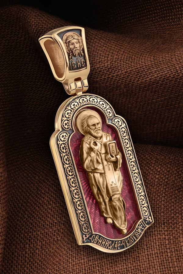 Образок из золота c эмалью