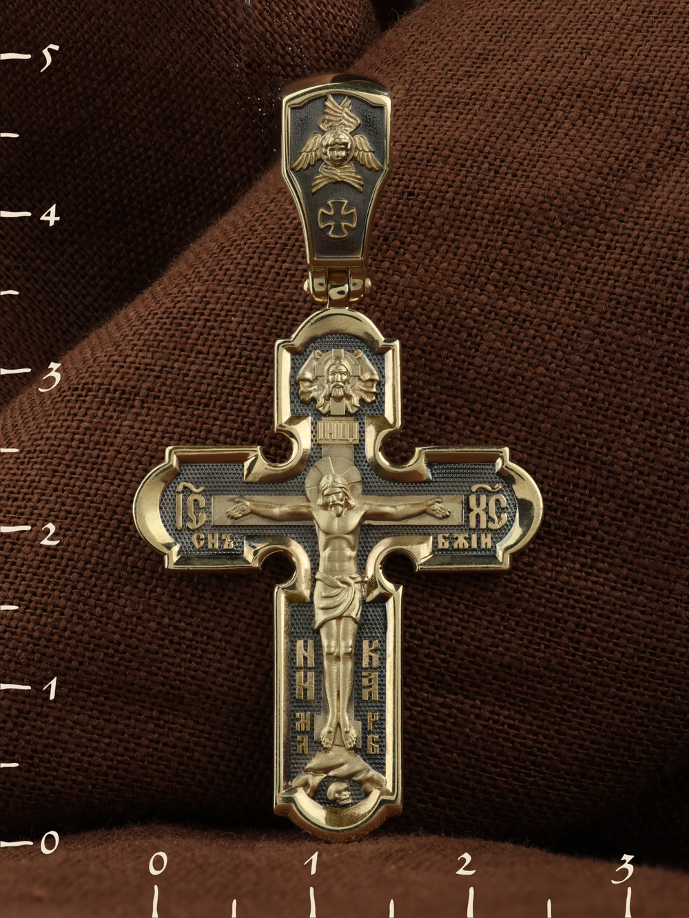 Крест из лимонного золота