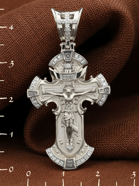 Крест из белого золота c бриллиантами