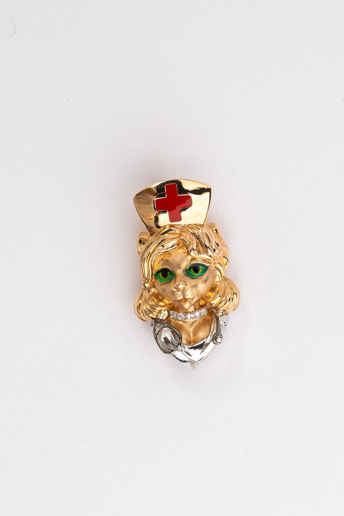 Подвеска из золота c эмалью, бриллиантами и рубином